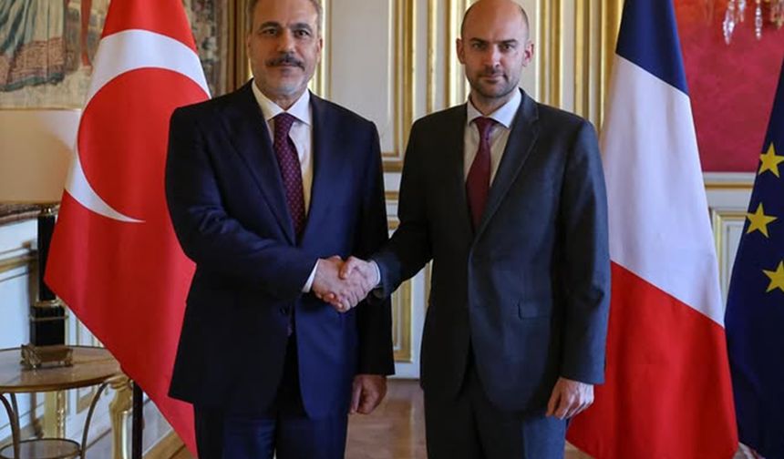 Dışişleri Bakanı Fidan, Fransız mevkidaşı Barrot ile görüştü