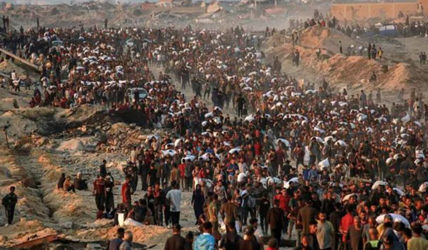 Gazze'de 13'ü insani yardım bekleyen 14 kişi katledildi