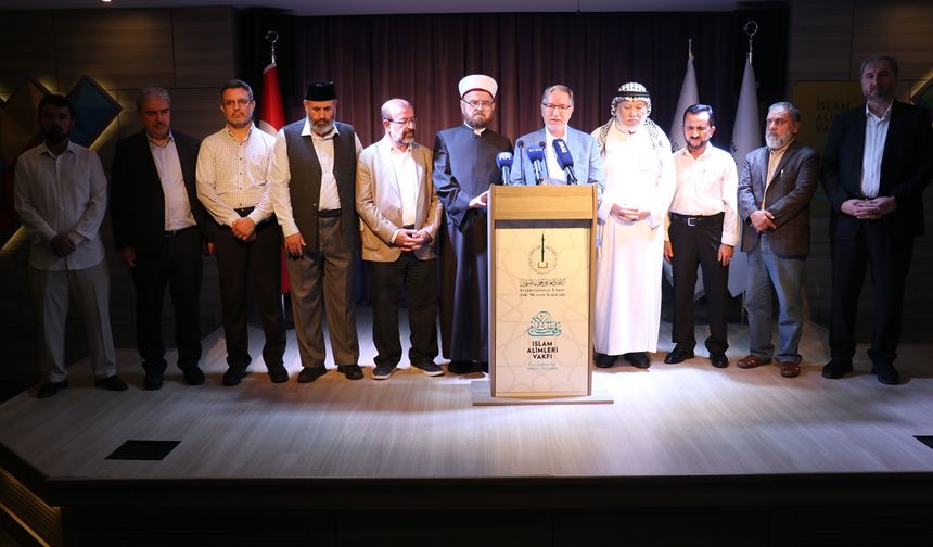 "İslami ve İnsani Bir Sorumluluk: Gazze" konferansı için Âlimler bir araya geldi