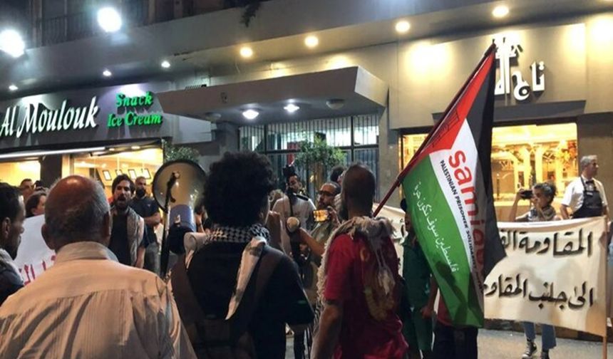 Lübnan'ın başkenti Beyrut’ta Suudi Arabistan karşıtı protesto