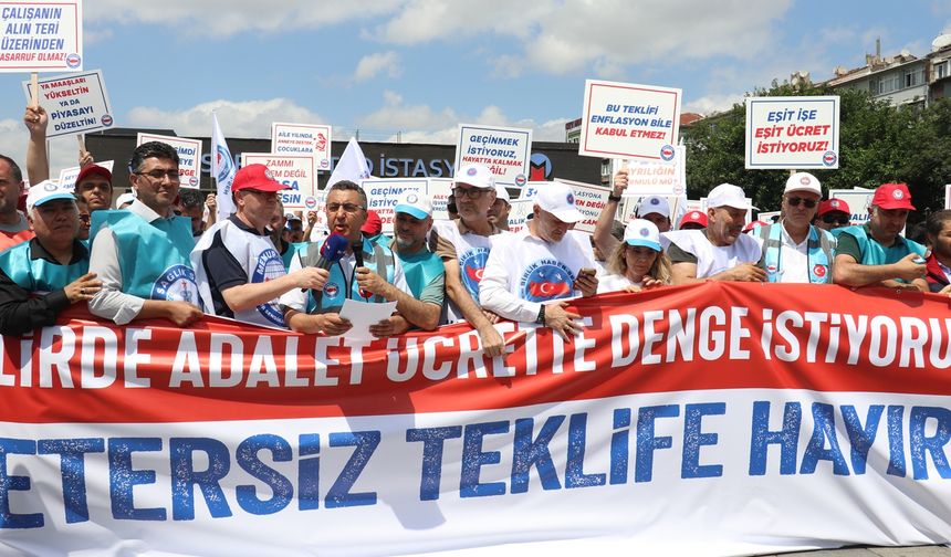 Memur sendikalarından zam oranlarına tepki: Gelirde adalet, ücrette denge istiyoruz