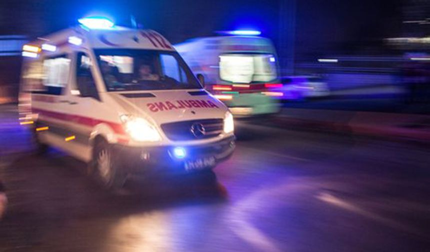 Otobüs ile otomobil çarpıştı: 2 ölü, 1 ağır yaralı