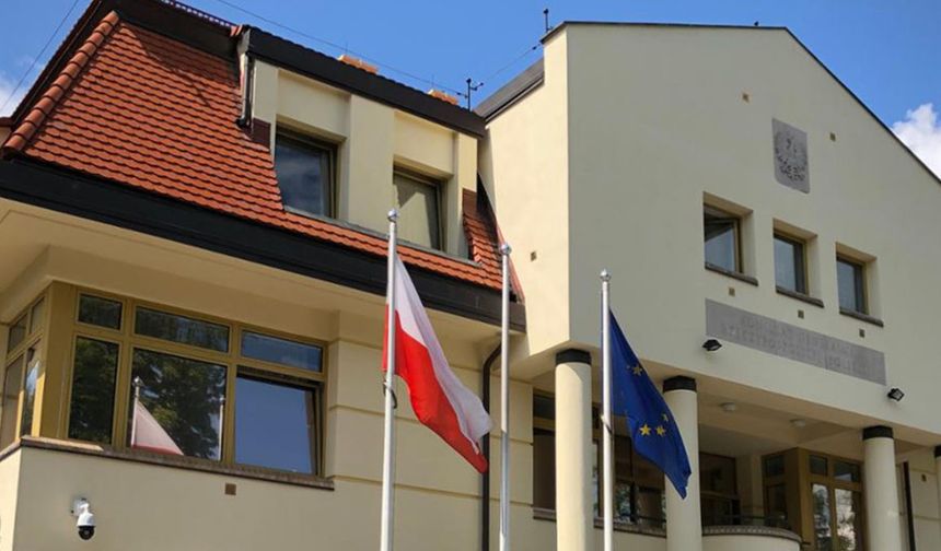 Rusya, Kaliningrad'daki Polonya konsolosluğunu kapatacak