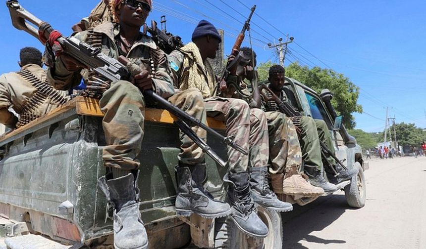 Somali'de şiddetli çatışmalar devam ediyor