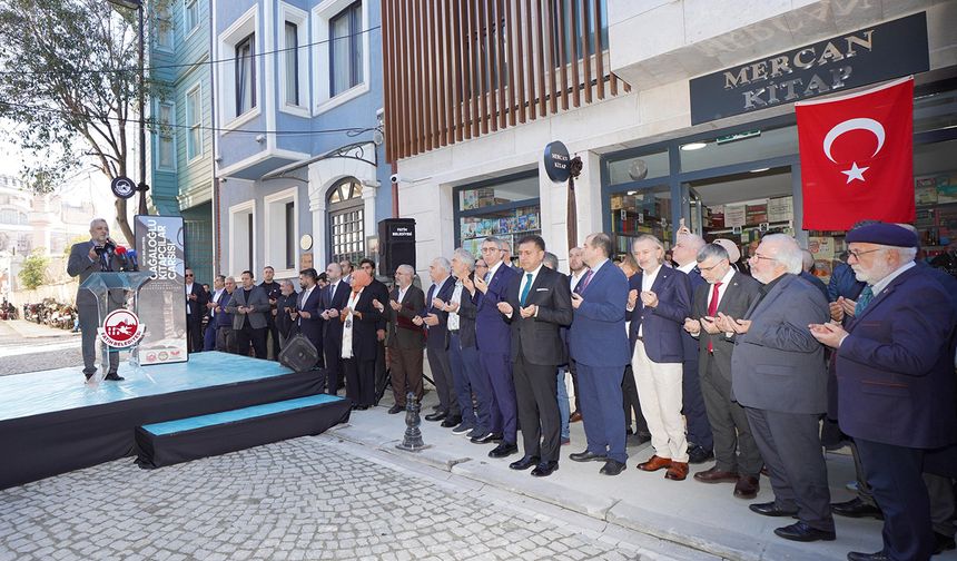 Cağaloğlu Kitapçılar Sokağı hizmete açıldı