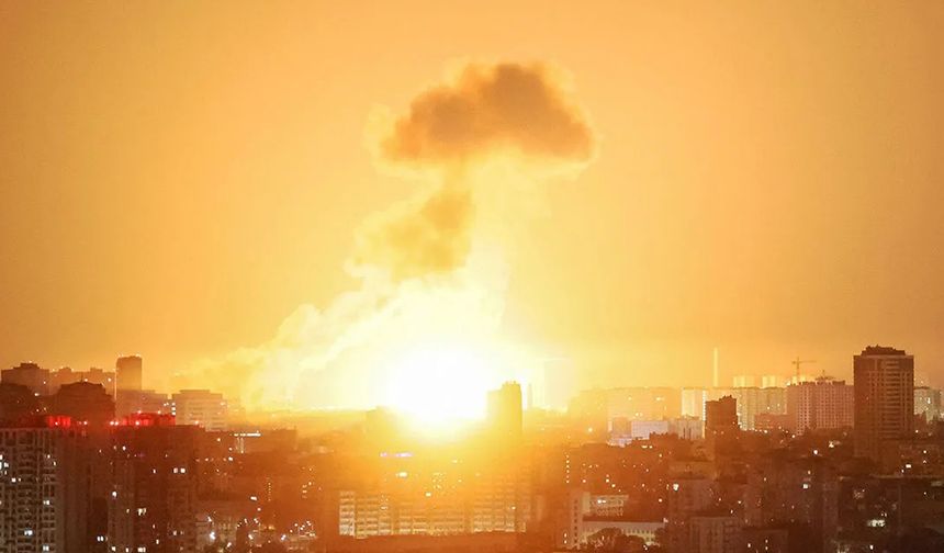 Rusya'dan Ukrayna'ya hipersonik füze saldırısı