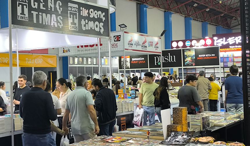 Yazarlar ve okurlar Mersin'de bir araya geliyor