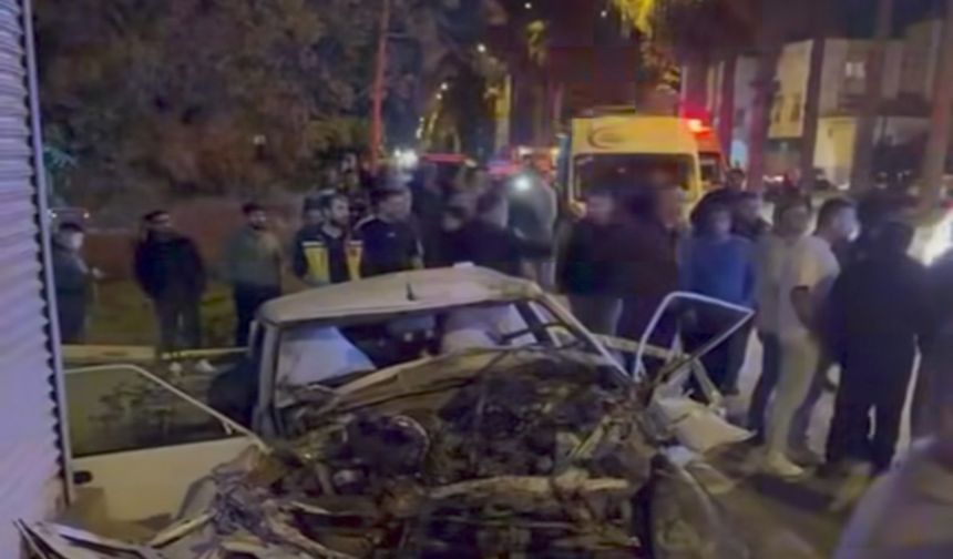 Adana'da çocukların kullandığı otomobil kaza yaptı: 1 ölü, 1 ağır yaralı