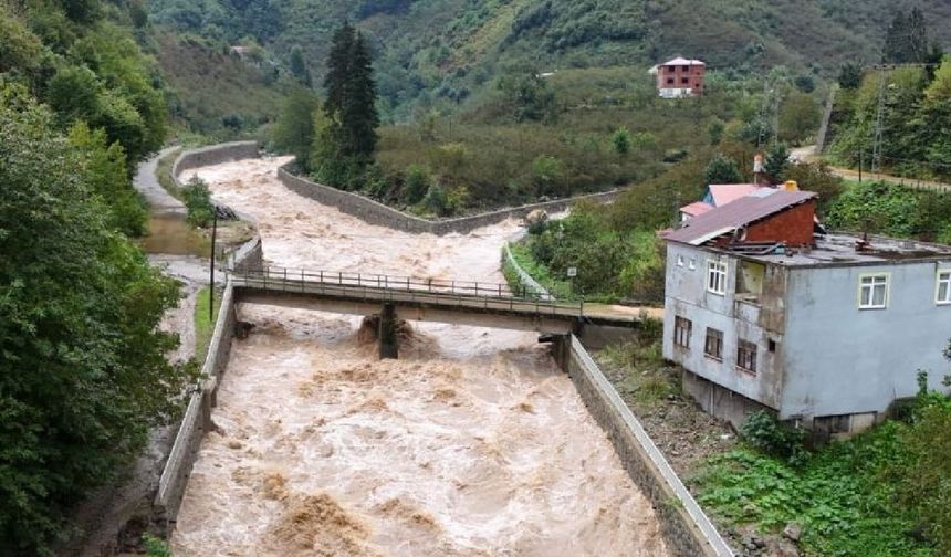 Trabzon, Rize, Artvin ve Ardahan için kuvvetli yağış uyarısı