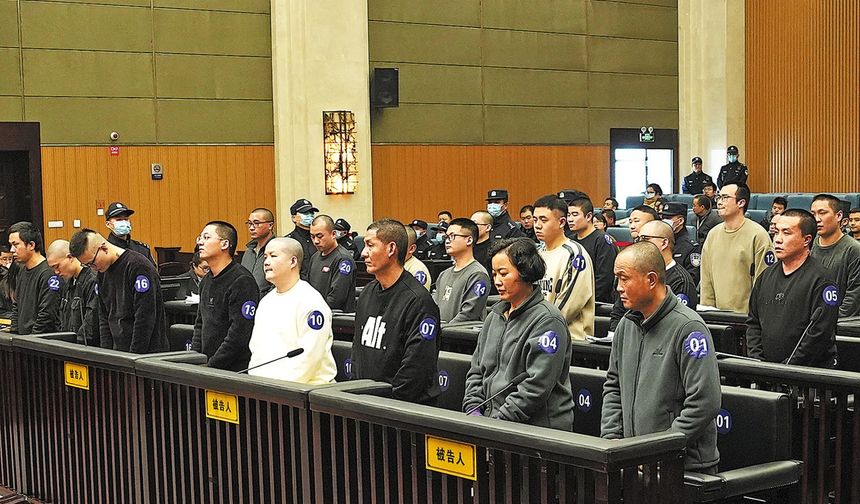 Çin, bir çetenin 11 üyesini idam etti