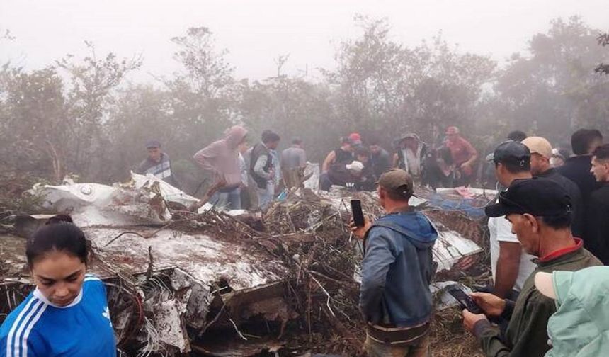 Kolombiya’da uçak kazası: 15 ölü