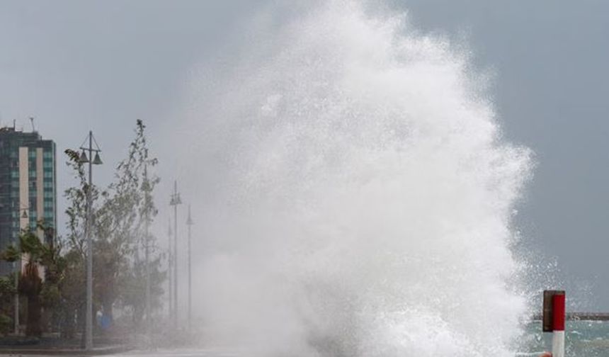 Portekiz’de Kristin Fırtınası nedeniyle 5 kişi hayatını kaybetti