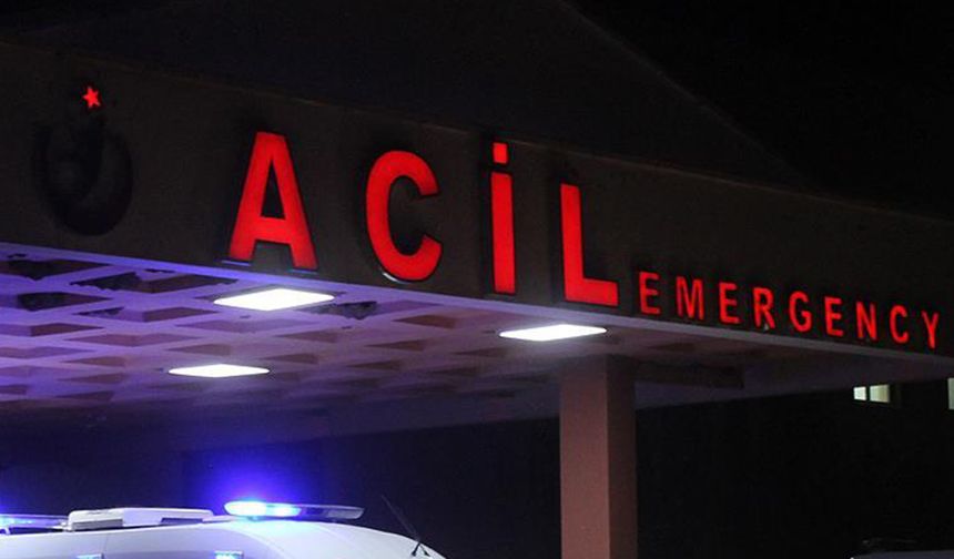 Aksaray'da 2 otomobil çarpıştı: 6 yaralı