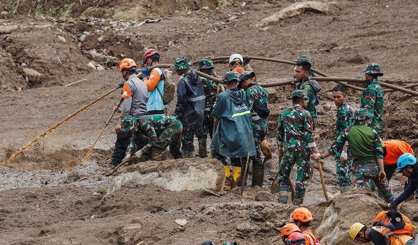 Filipinler’de tropikal fırtına heyelana yol açtı: 4 ölü