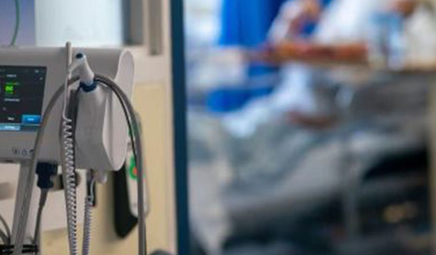 İngiltere'de menenjit salgını hızla yayılıyor: Vaka sayısı 20'ye yükseldi, 2 ölü 