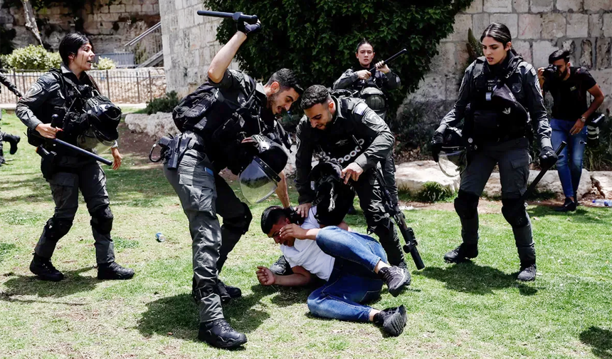 Kudüs'te basına baskı: Siyonist rejim gerçekleri susturmaya çalışıyor